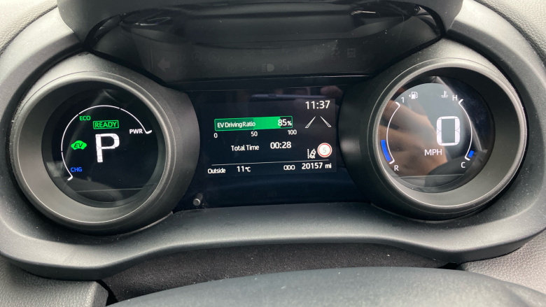 Toyota Yaris 1.5 Hybrid Design 5dr CVT Hybrid Hatchback